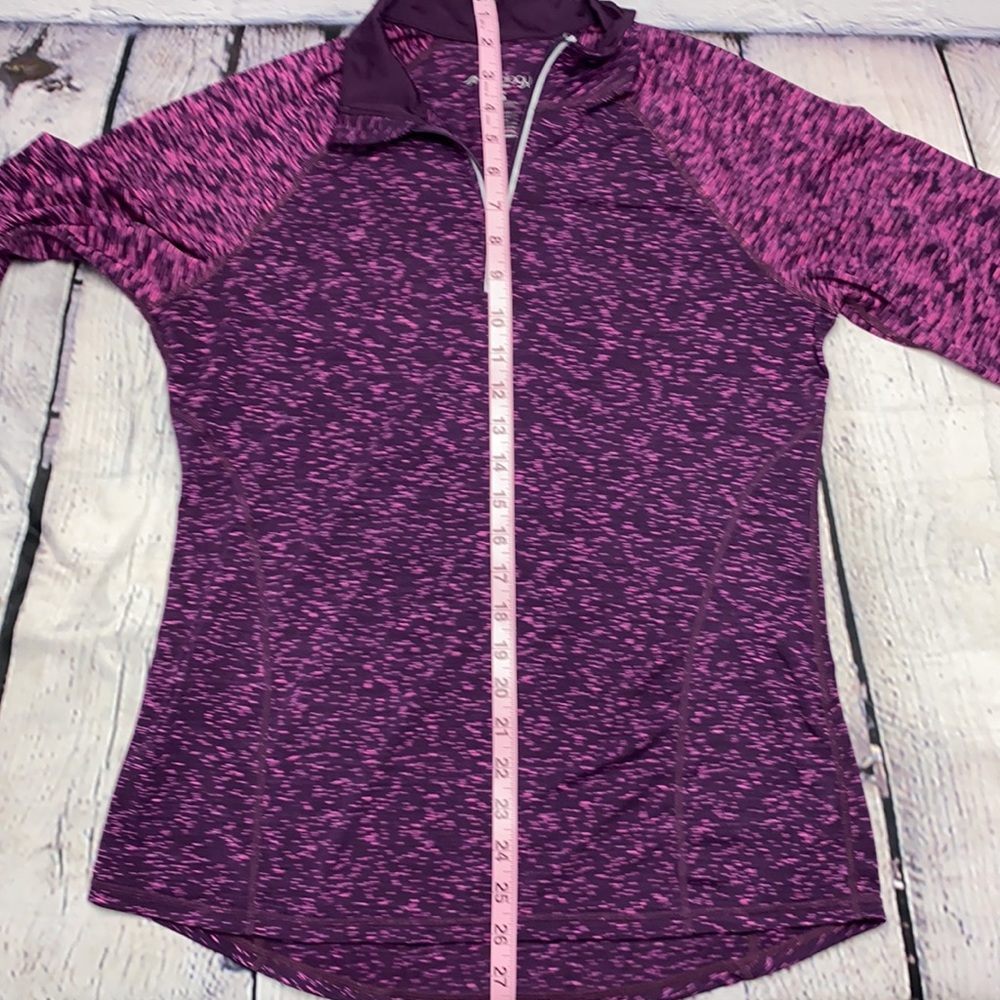 Ideology Purple/Pink Pullover Activewear Top Size: Medium - Picture 13 of 17